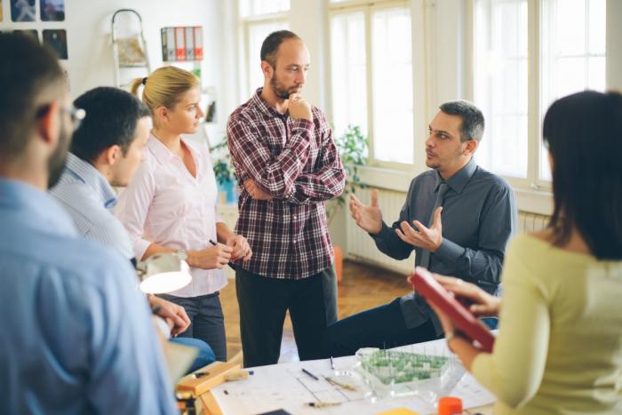 Trening twórczego myślenia, podejmowania decyzji i rozwiązywania problemów w zespole